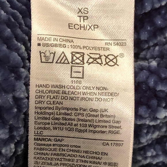 Gap Chenille V-Neck Sweater - Picture 4 of 4